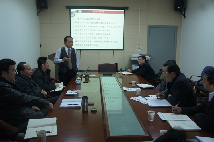 徐建光校长等来做爱自拍进行调研