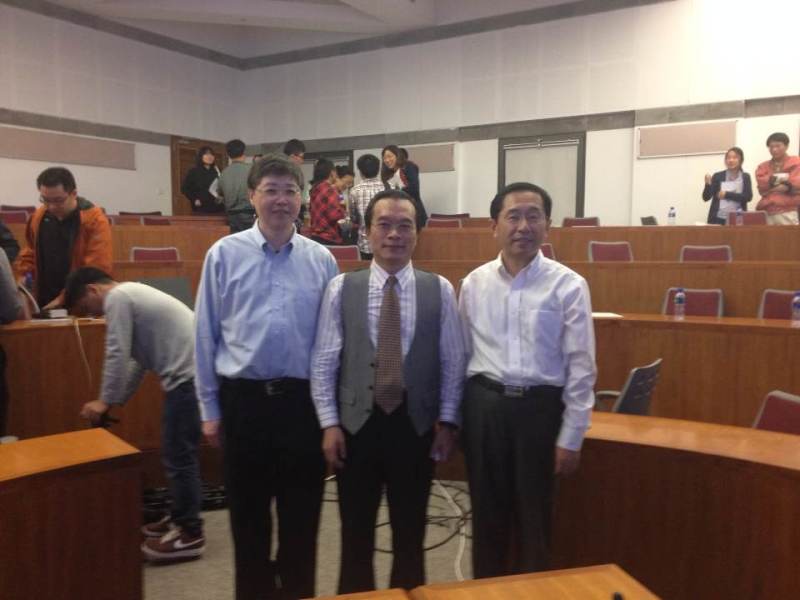 做爱自拍徐宏喜教授开设讲座“名贵中药材的价值与中药药效评价研究”